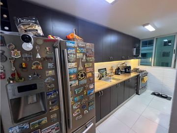 VENTA  APARTAMENTO AMOBLADO VISTA AL MAR  EN SAN FRANCISCO