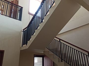 Rumah murah fasilitas lengkap BU turun harga Jatiwarna