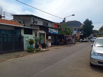 Di Jual Rumah Dekat Bandara Husein 4 Kamar di Jl. Ciroyom Bandung