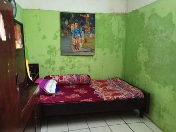 Di Jual Rumah Dekat Bandara Husein 4 Kamar di Jl. Ciroyom Bandung