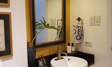 Rush Condominium 2 Bedrooms for Sale: 2BR Flat Condo in Joya Lofts and Towers Rockwell Center Makati