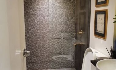 Rush Condominium 2 Bedrooms for Sale: 2BR Flat Condo in Joya Lofts and Towers Rockwell Center Makati