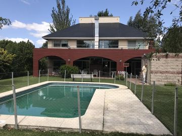 Casa - Tristan Suarez