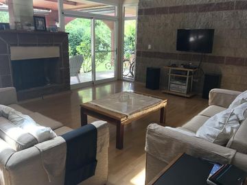 Casa - Tristan Suarez