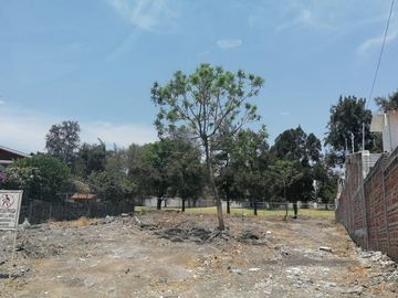 VILLAS DE IRAPUATO - TERRENO EN VENTA EN PRIVADA