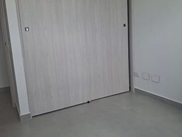 apartamento en arriendo en cll30sur#48-170. Cod A9433943