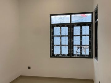 Rumah Baru Renovasi Sulfat Blimbing Malang