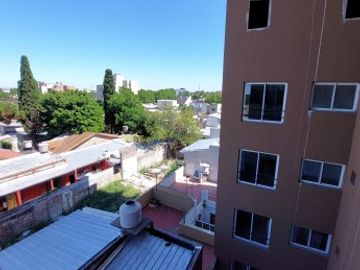 Monoambiente en ConstrucciÃ³n en LanÃºs, sobre Carlos Tejedor al 400
