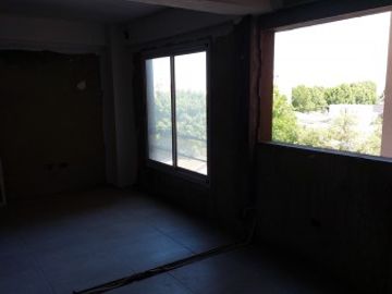 Monoambiente en ConstrucciÃ³n en LanÃºs, sobre Carlos Tejedor al 400