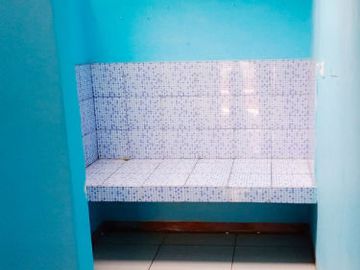 Jual 1 Rumah + 2 Kontrakan Dekat Stasiun Rawa Buntu