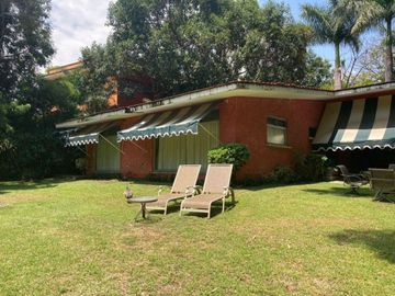 Casa en Fraccionamiento en Las Quintas Cuernavaca - CAEN-954-Fr