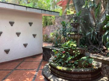 Casa en Fraccionamiento en Las Quintas Cuernavaca - CAEN-954-Fr