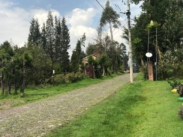 Extensa propiedad de Venta sector Tambillo
