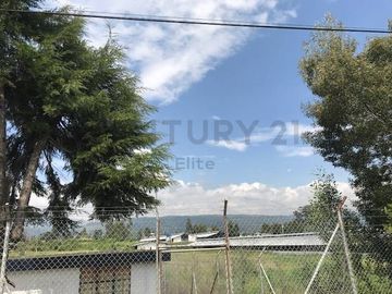 Extensa propiedad de Venta sector Tambillo