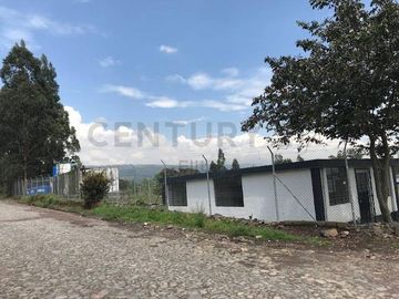 Extensa propiedad de Venta sector Tambillo