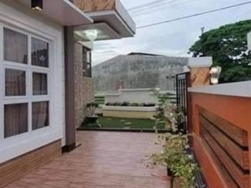 5 BR House and Lot Near Airport, Davao
