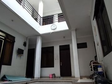 Rumah induk dan kost exclusive di jalan palagan dekat kampus UGM