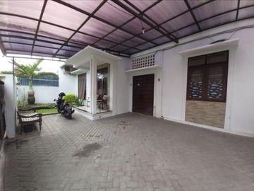 Rumah induk dan kost exclusive di jalan palagan dekat kampus UGM