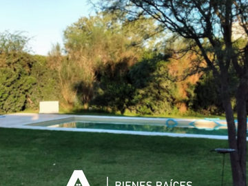 casa en venta de categoría en country los quebrachos