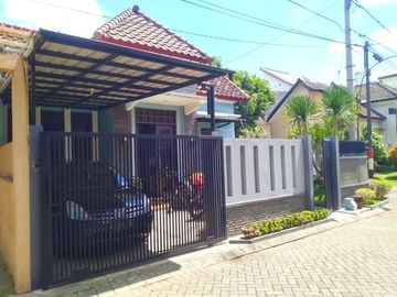 Rumah hook/pojok di arjosari blimbing kota Malang