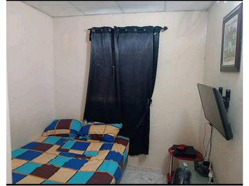 Se Vende Casa con terreno amplio de esquina en Las Mañanitas