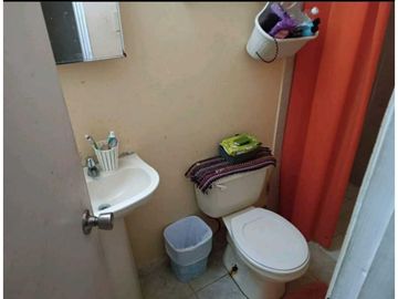 Se Vende Casa con terreno amplio de esquina en Las Mañanitas