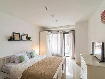 SEWA Apartemen Tamansari Semanggi STUDIO furnish rapi bersih