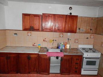 Departamento de 4 amb con balcón. OPORTUNIDAD