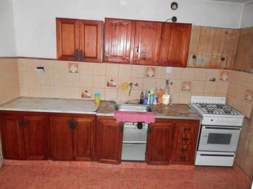 Departamento de 4 amb con balcón. OPORTUNIDAD