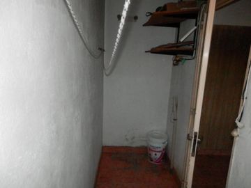 Departamento de 4 amb con balcón. OPORTUNIDAD