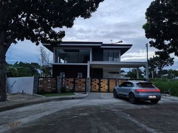 Vistamar Mactan Cebu House For Sale - Retire whitesand beach