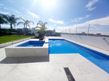 CASA EN VENTA EN LOMAS DE COCOYOC