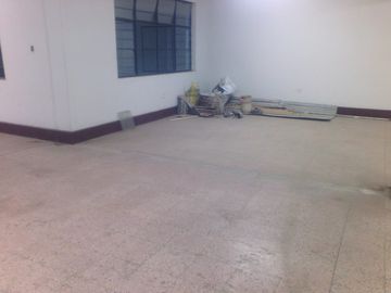 Venta de Local Comercial de 4 Pisos Azotea cerca a la Plaza de Armas de Trujillo