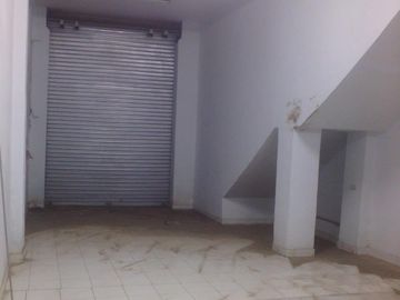 Venta de Local Comercial de 4 Pisos Azotea cerca a la Plaza de Armas de Trujillo