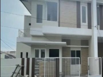 Rumah Hook Baru Gress Nginden Intan Row Lebar One Gate System