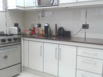Excelente Ph Piso Unico 3 ambientes con Patio Terraza y Balcón - Villa Santa Rita