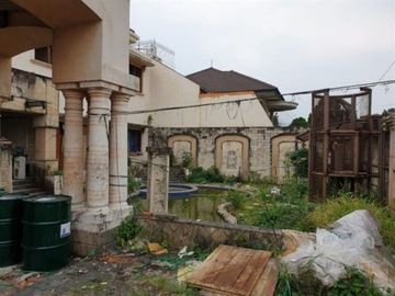 Rumah Second 2 Lnt, LT 1800 m&sup2;, Rp 17.5 Milyar, di Cinere, D