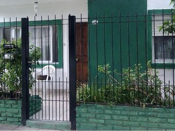 Casa en Moreno centro ideal inversor (R3112)