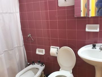 Departamento sobre peatonal
