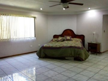 Casa en Venta col. Valle de san Ángel sector Frances