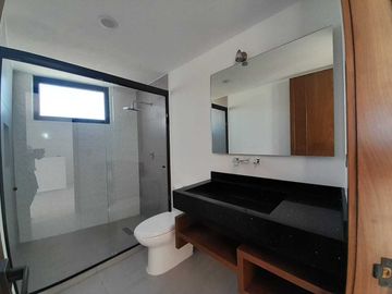 CASA EN VENTA GRAN RESERVA LOMAS DE ANGELOPOLIS