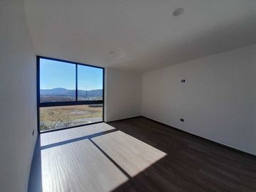 CASA EN VENTA GRAN RESERVA LOMAS DE ANGELOPOLIS
