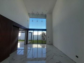 CASA EN VENTA GRAN RESERVA LOMAS DE ANGELOPOLIS