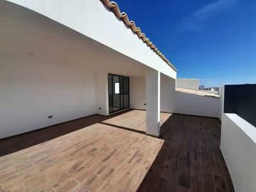 CASA EN VENTA GRAN RESERVA LOMAS DE ANGELOPOLIS