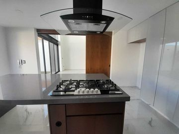 CASA EN VENTA GRAN RESERVA LOMAS DE ANGELOPOLIS