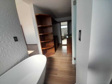 CASA EN VENTA GRAN RESERVA LOMAS DE ANGELOPOLIS