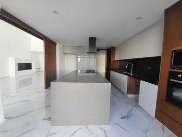 CASA EN VENTA GRAN RESERVA LOMAS DE ANGELOPOLIS