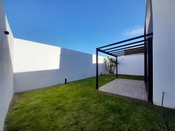 CASA EN VENTA GRAN RESERVA LOMAS DE ANGELOPOLIS