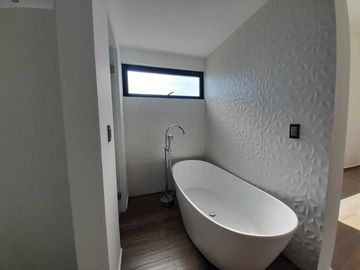 CASA EN VENTA GRAN RESERVA LOMAS DE ANGELOPOLIS