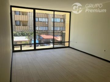 Departamento en venta de 2D 1B Est. Recreo Viña del Mar